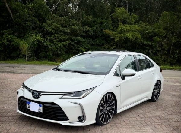 Corola Altis Hybrid ou 80k