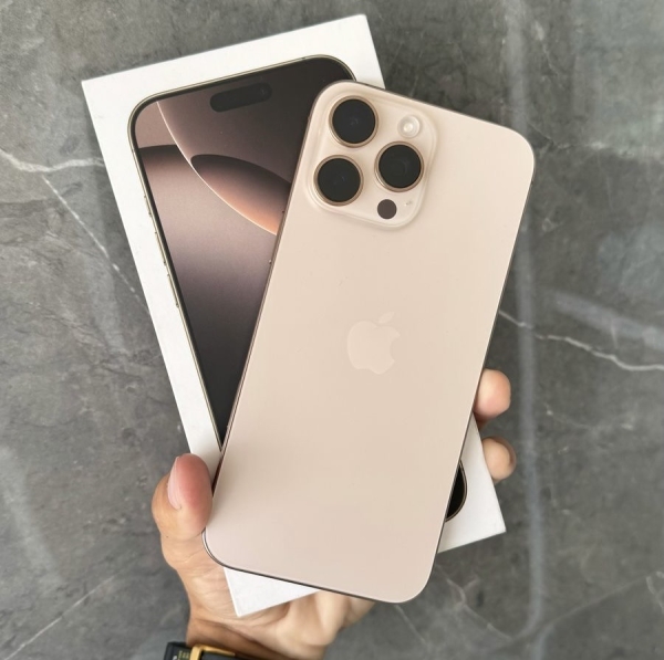 iPhone 16 pro Max ou 6k