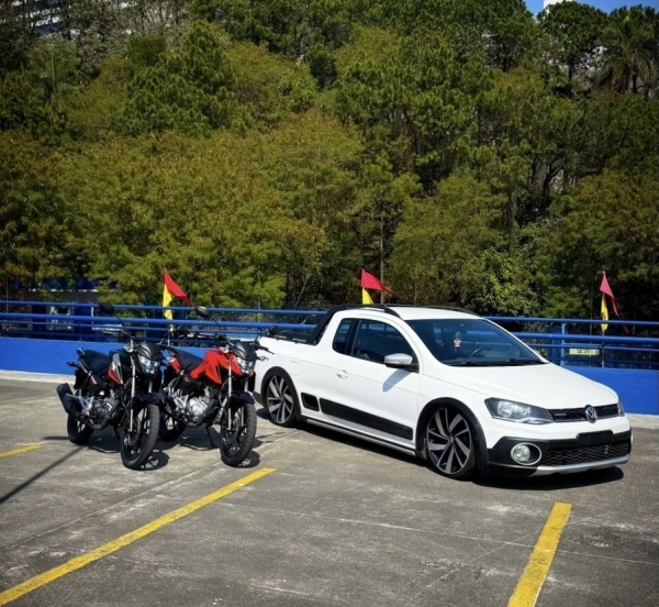 Saveiro Cross + Titan 0km + Fan 0km